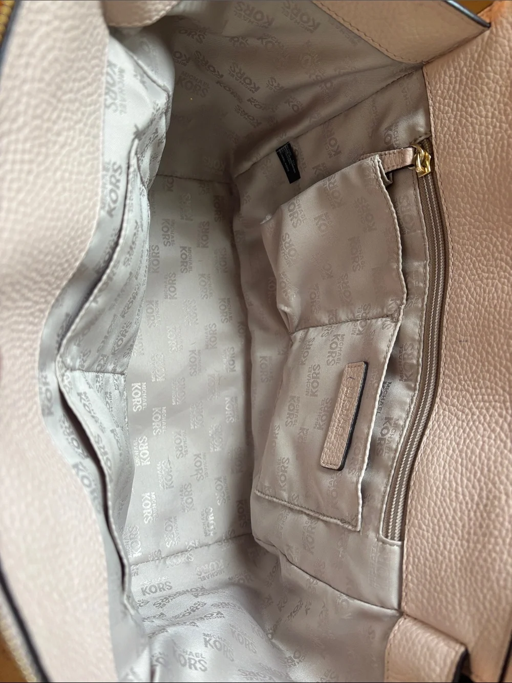 Michael Kors structured pebbled